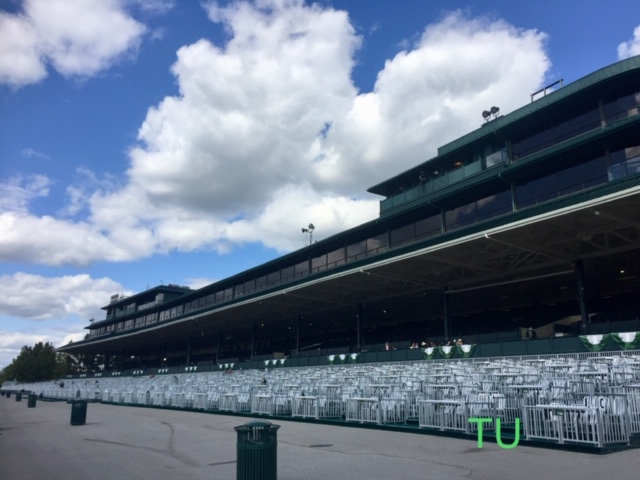 The apron is empty for this pandemic and spectator free meet at Keeneland.